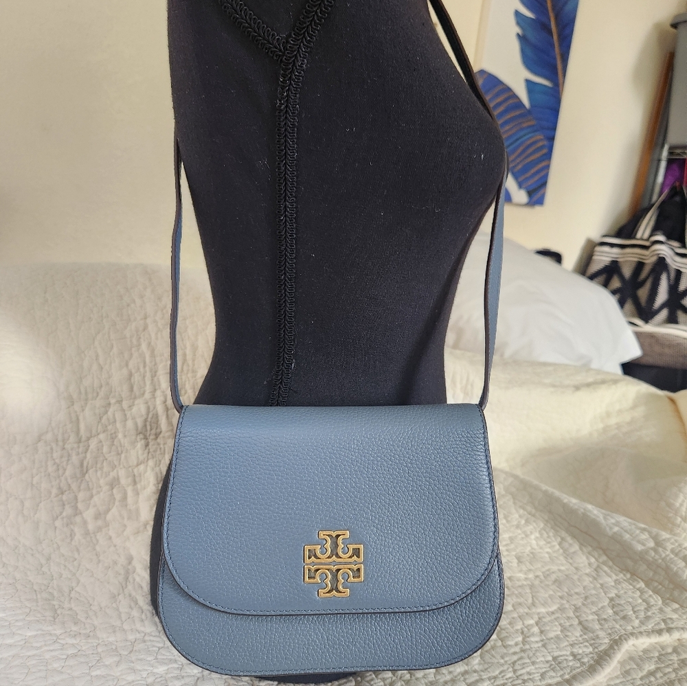 Tory Burch Light Blue Pebbled Leather Crossbody with Gold Logo